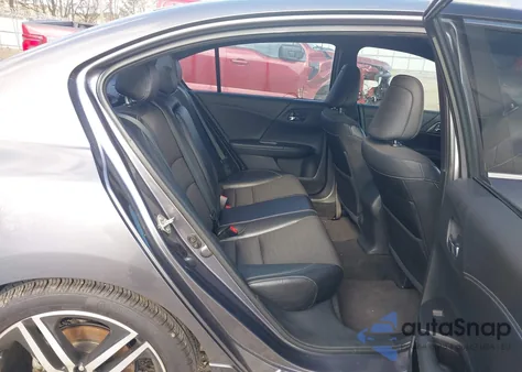 2016 Honda Accord Sport z USA, uszkodzony, nr VIN 1HGCR2F55GA058533